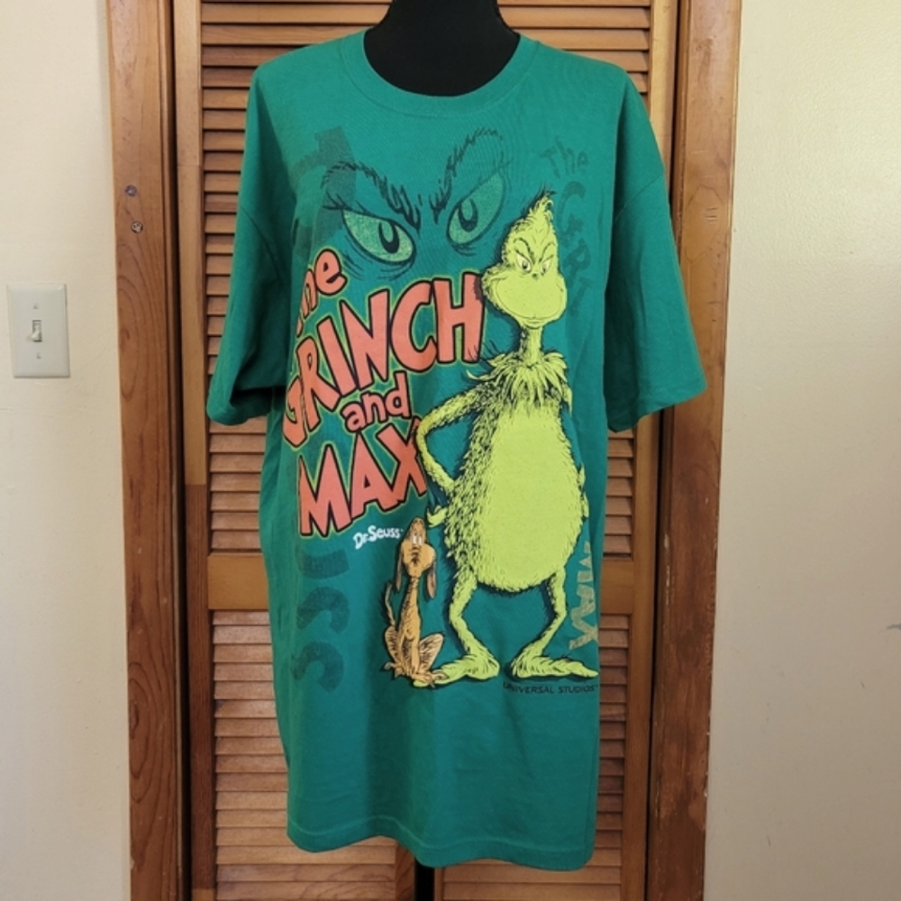 NWOT Universal Studios Grinch Graphic Pajama Tee Size XL